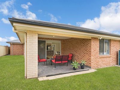 16 Bartlett St, Oran Park