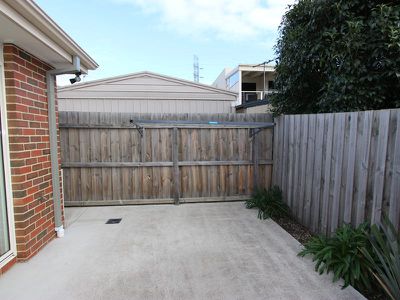 2 / 29 Leila Crescent, Bell Post Hill