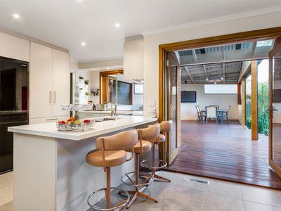 9 Rayner Close, Rowville