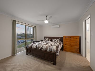 6 Sky Court, Springfield