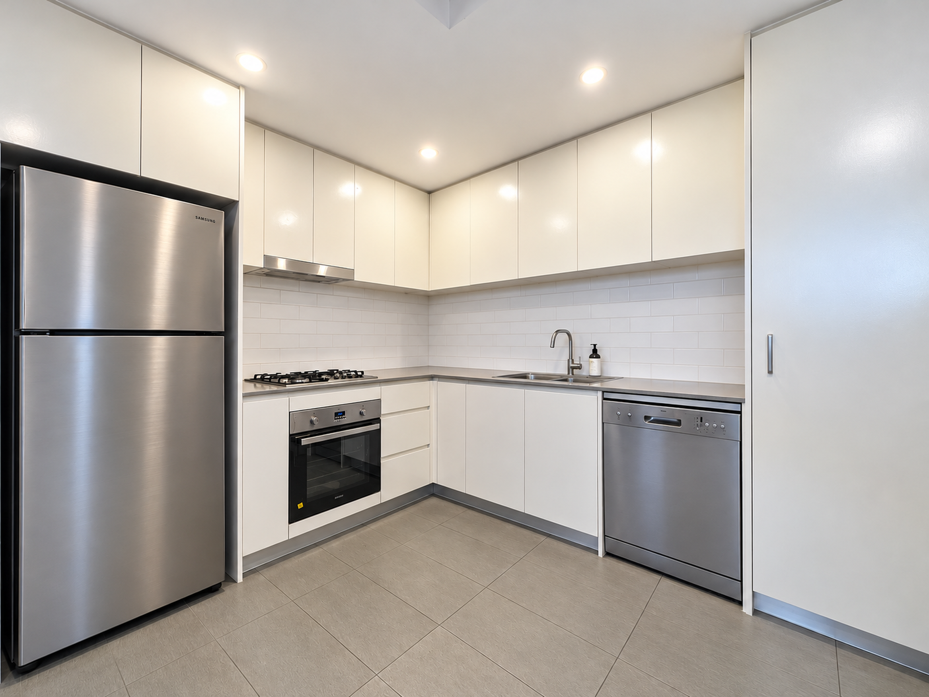 201 / 24 Dressler Court, Merrylands
