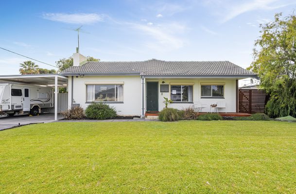 14 June Road, Safety Bay