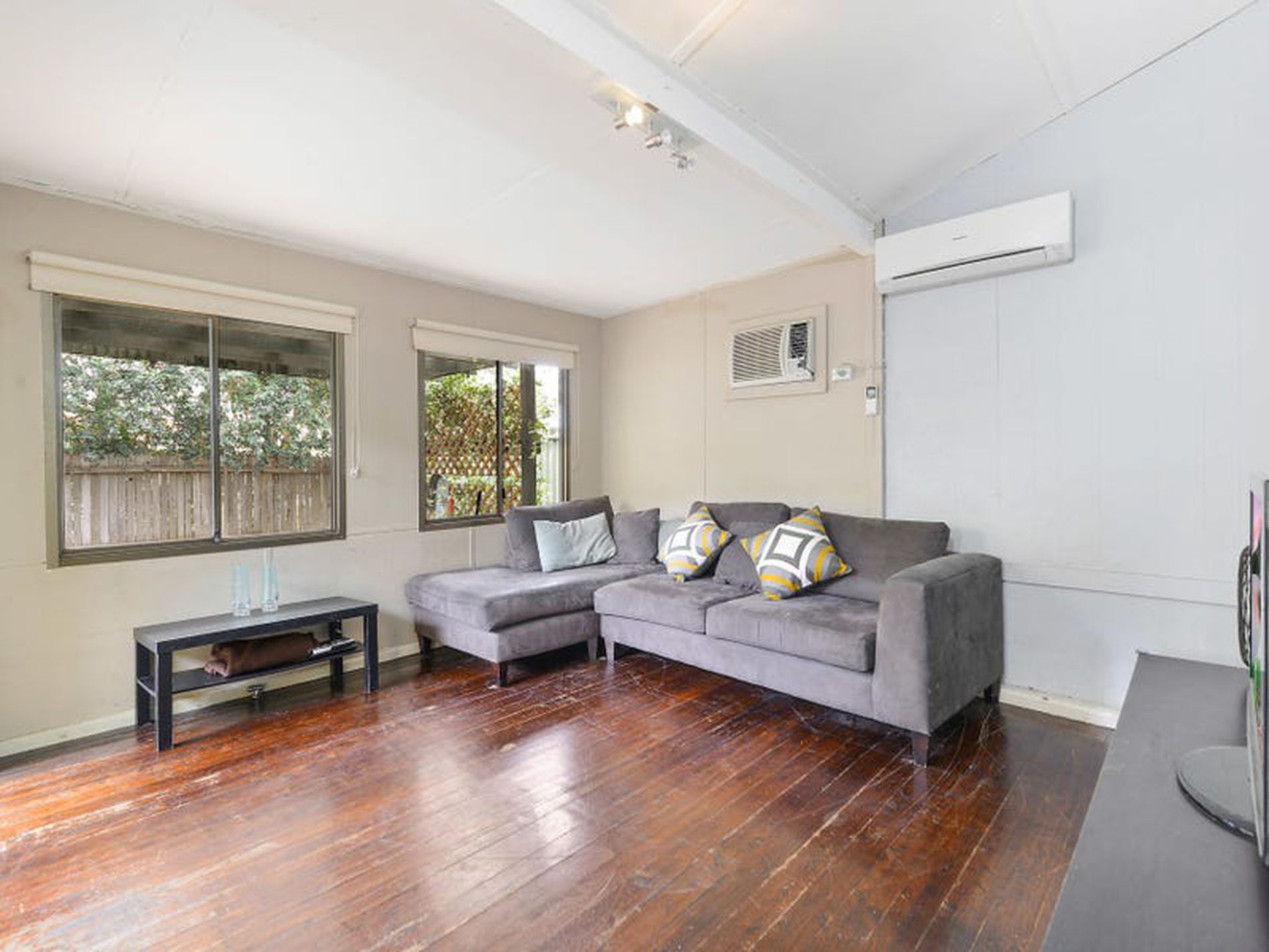 91 Robey Street, Mascot