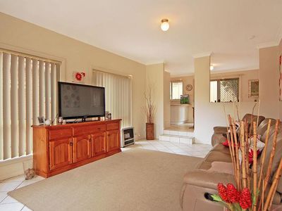 2 / 13 Eucumbene Avenue, Flinders