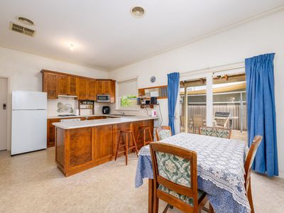 38  Clive Street, Shepparton