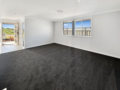 12 Malanda Avenue, Dubbo