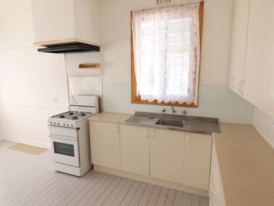 27 Anglesey Street, Seymour