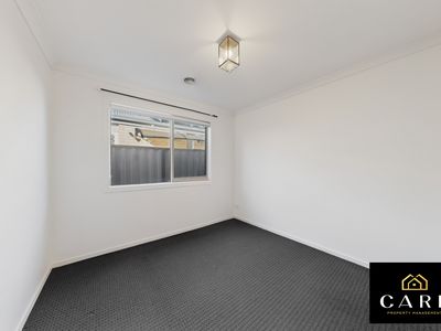 19 Hillsborough Crescent, Berwick
