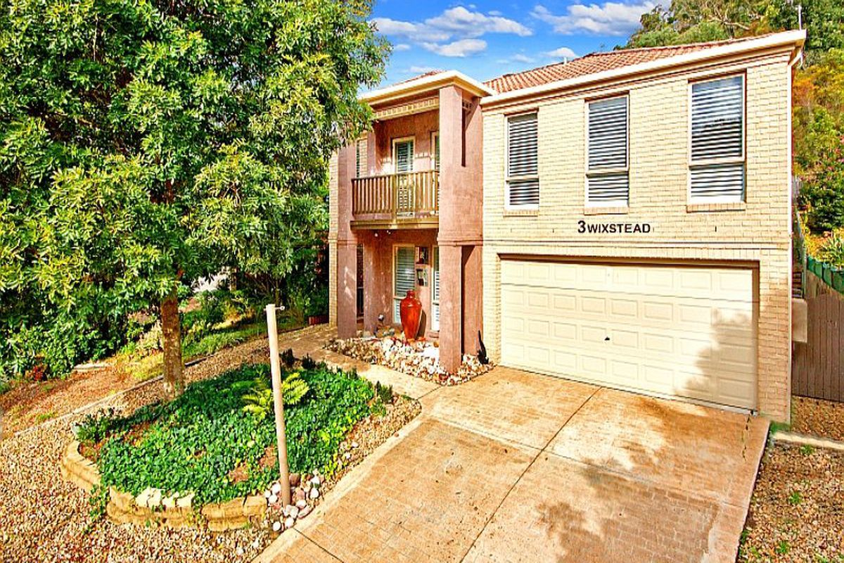 3 Wixstead Close, Point Clare