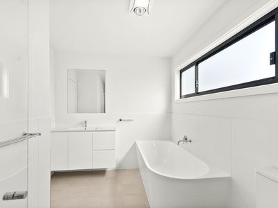 1 Wooroo Street, Albion Park Rail