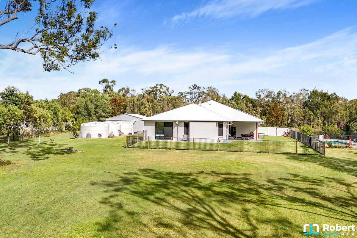 44 Lancaster Lane, Cooroibah