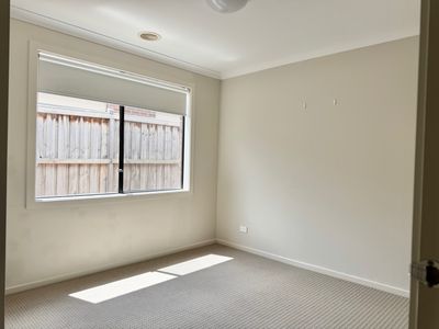 27 Bursa Drive, Wyndham Vale