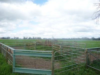 Corowa Road, Howlong
