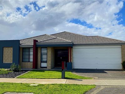 28 Helmsley Parkway, Alkimos