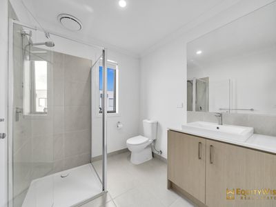 20 Attraction Way, Mambourin