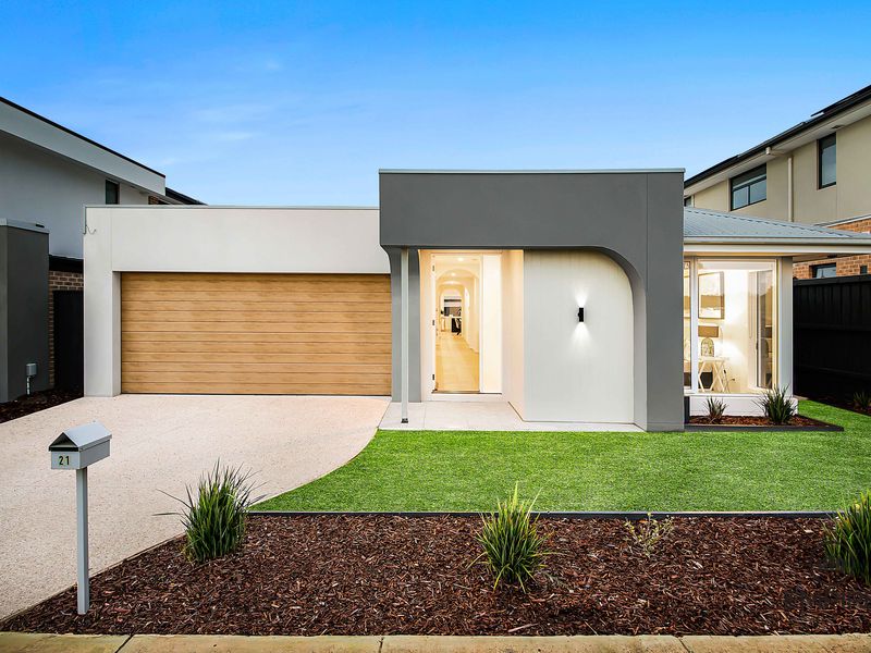 21 Kunlun Crescent, Clyde North
