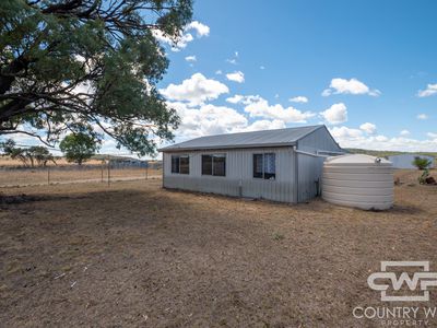 989 South Valley Road, Rocky Creek