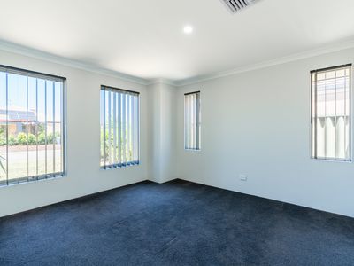 27 Impressions Way, Singleton