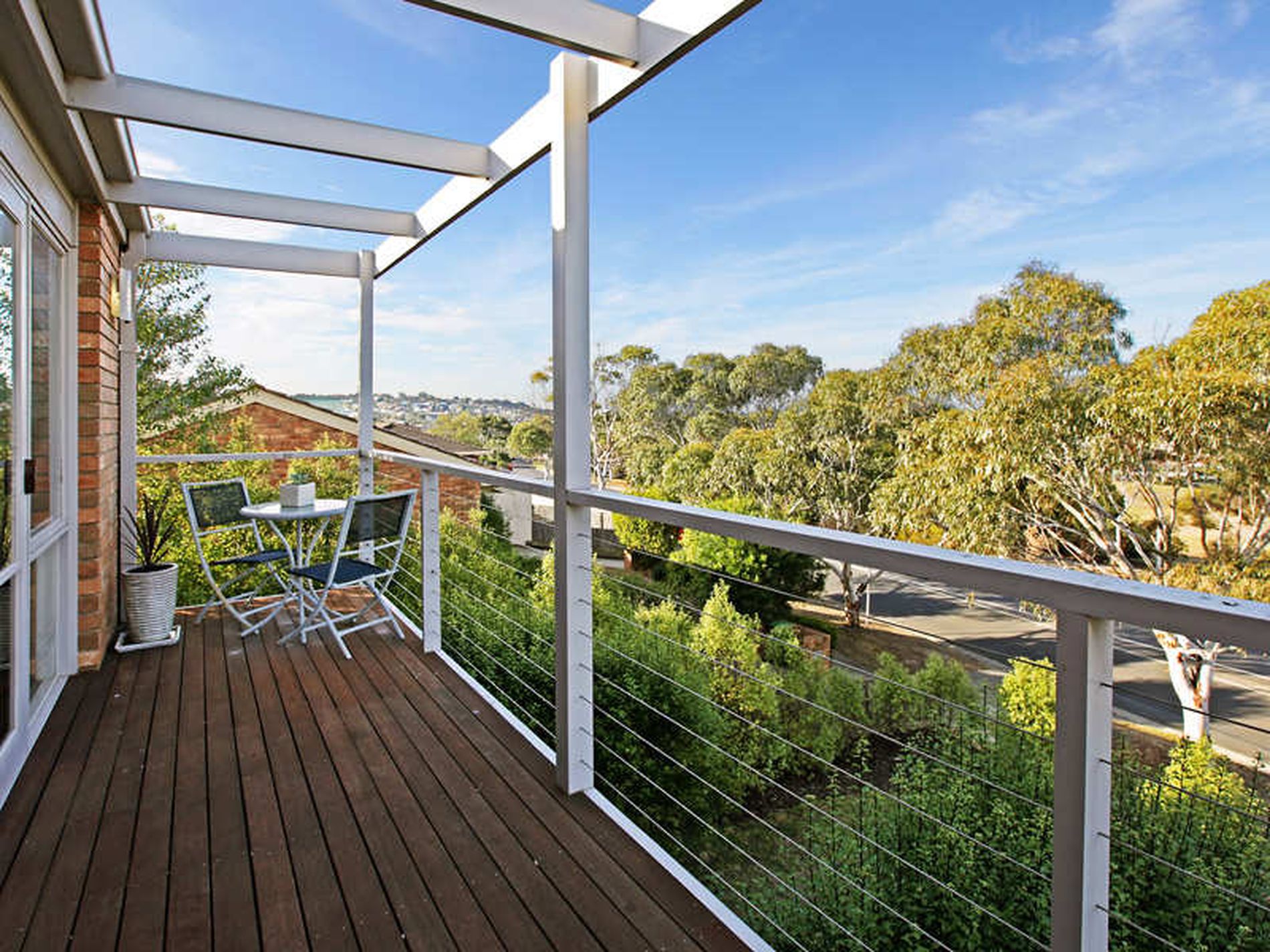 2 / 38 Wandana Drive, Wandana Heights