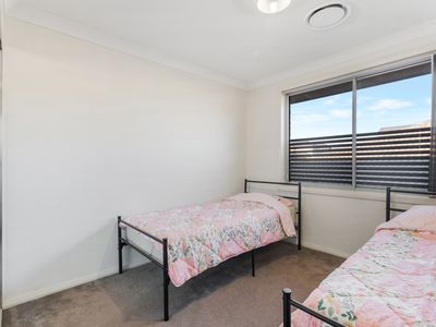 24 Beattie Street, Gledswood Hills