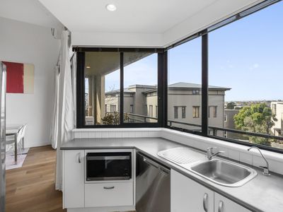 2F / 5 Furneaux Way, Remuera