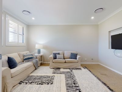 70 Champagne Drive, Dubbo