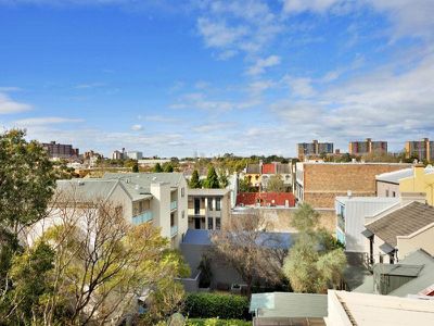 28 / 134 Refern  St, Redfern