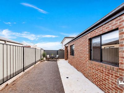 13 Roundtop Road, Truganina
