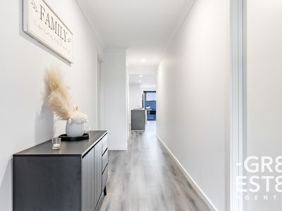 6 Magenta Street, Clyde North