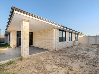 32 Waddington Loop, Haynes