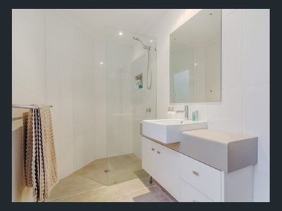 2 / 216 Arcadia Dr, Shoalwater