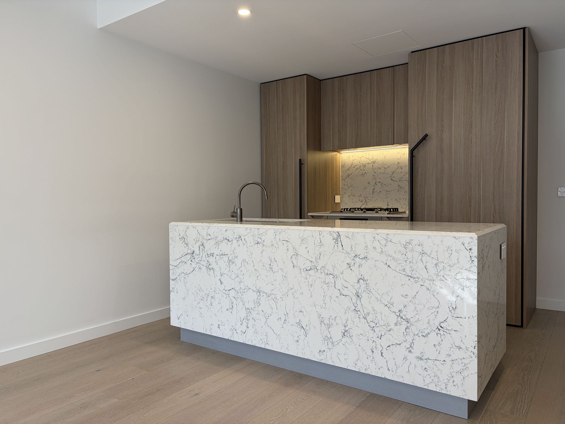 A210 / 82 Waterloo Road, Macquarie Park