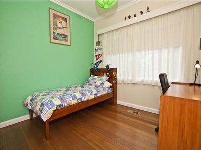 17 Willow Avenue, Glen Waverley