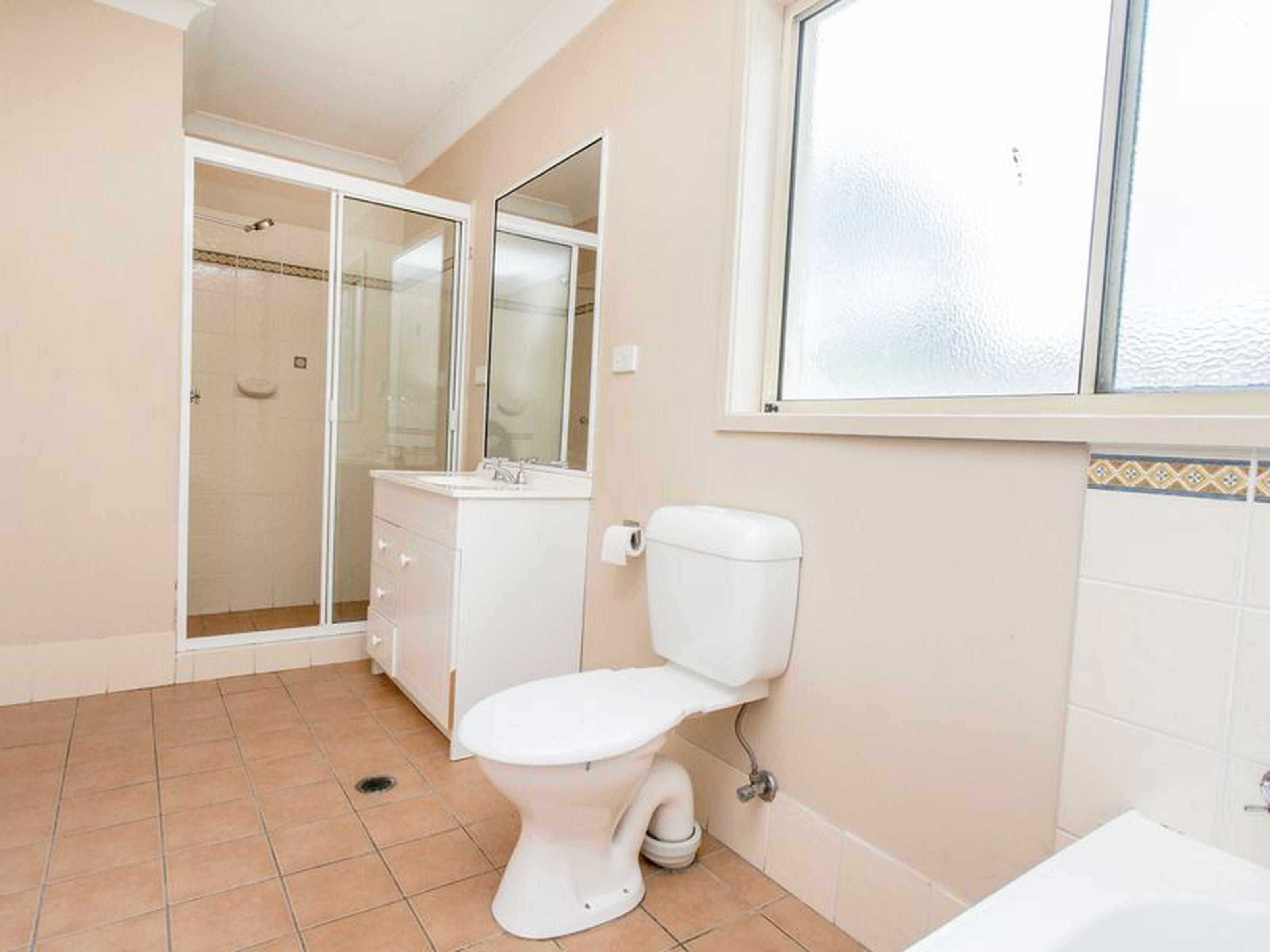 3 / 24-28 Robert Street, PENRITH
