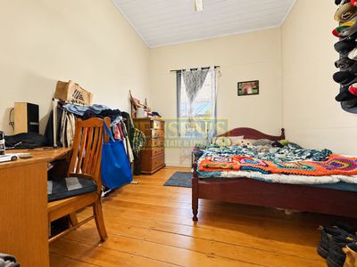 26 Rutherford , Charters Towers City
