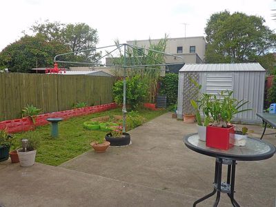 21 Edgbaston Rd, Beverly Hills