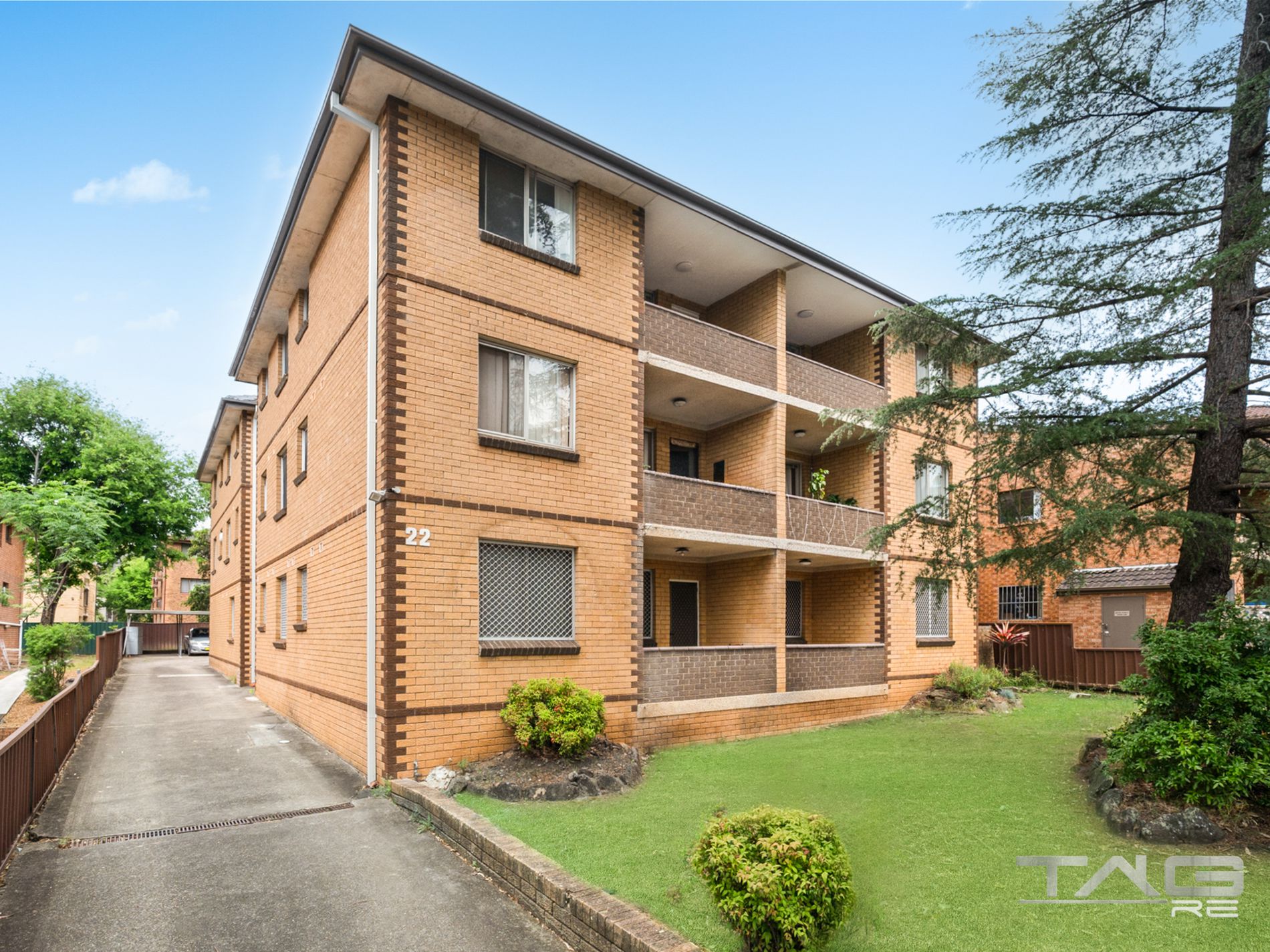 2 / 22 Helen Street, Westmead