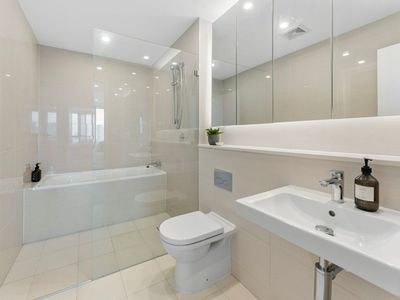 1004 / 60 Nancarrow Avenue, Meadowbank