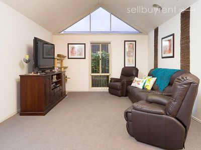 16 TEAL COURT, Wodonga