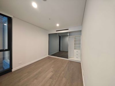 B512 / 499 Botany Road, Zetland
