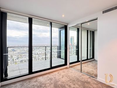 1702 / 915 Collins Street, Docklands