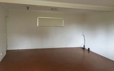 11 Leadbetter Rd, Beaconsfield Upper