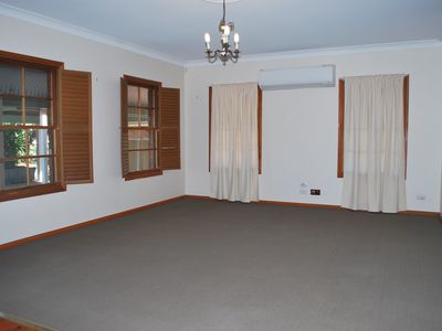 75 Murrayfield Drive, Dubbo