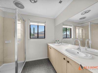4 Wyatt Way, Wallan
