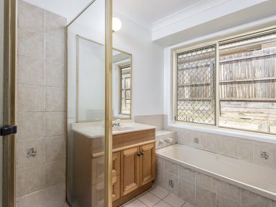 1 Jenkins Ct, Goodna