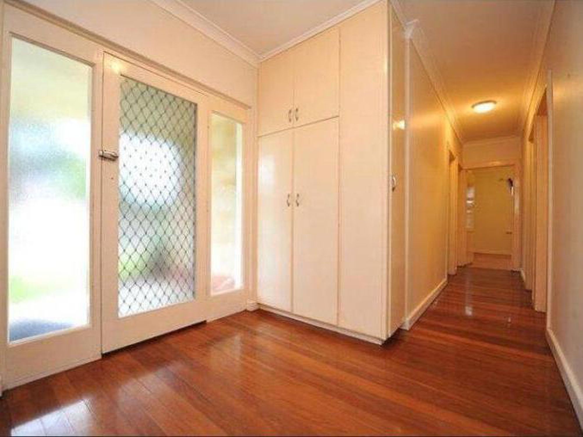 7 Kapoola Avenue, Campbelltown