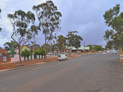 30 Dugan Street, Kalgoorlie