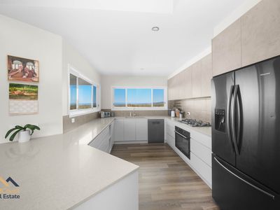 93 Coastal View Drive, Tallwoods Village