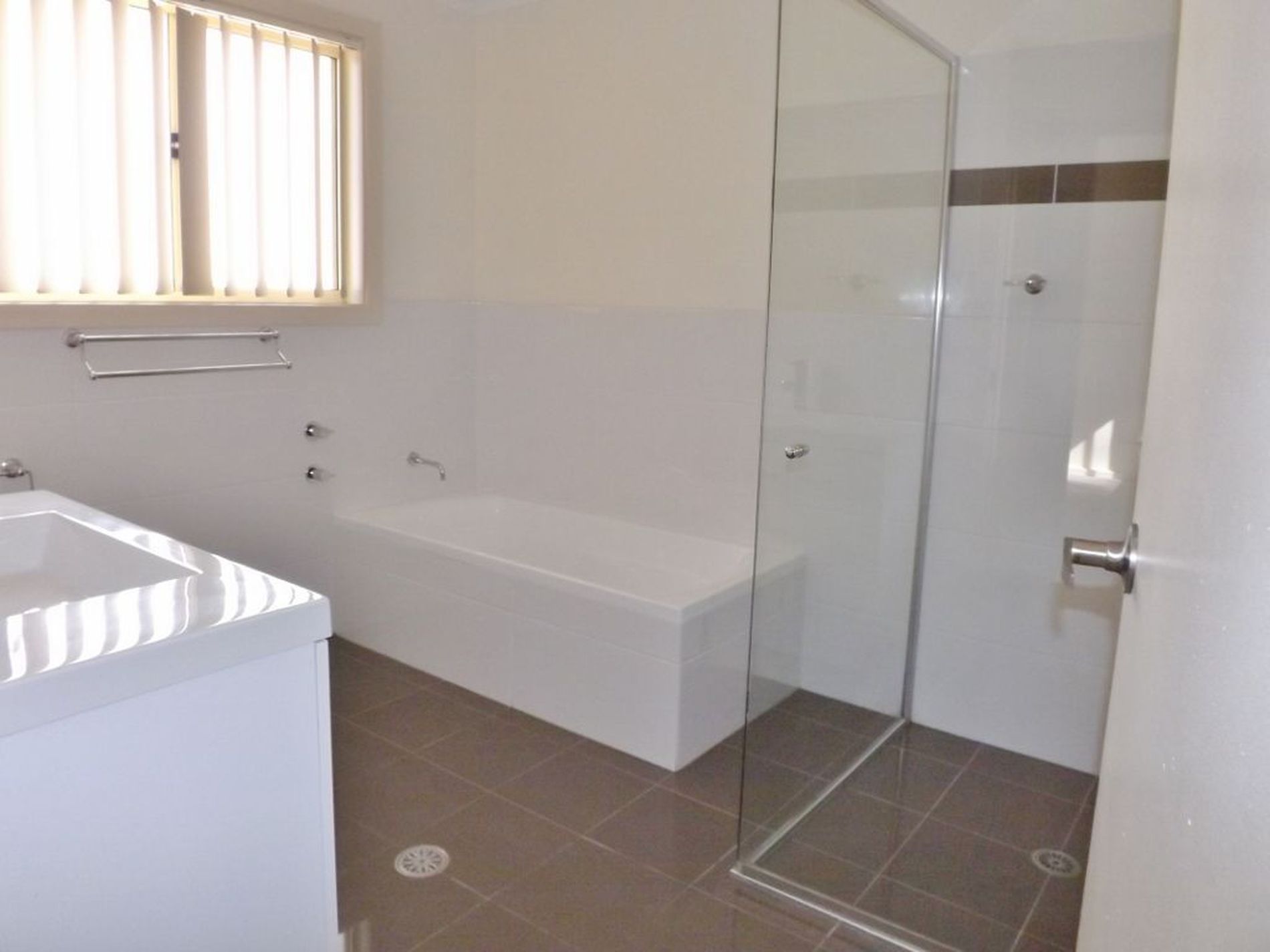 1 / 25 Edward Avenue, Kings Point