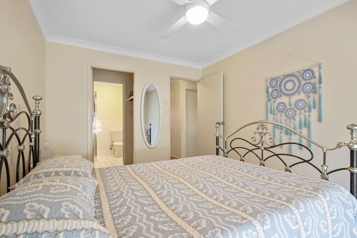 42 Mummaga Lake Drive, Dalmeny